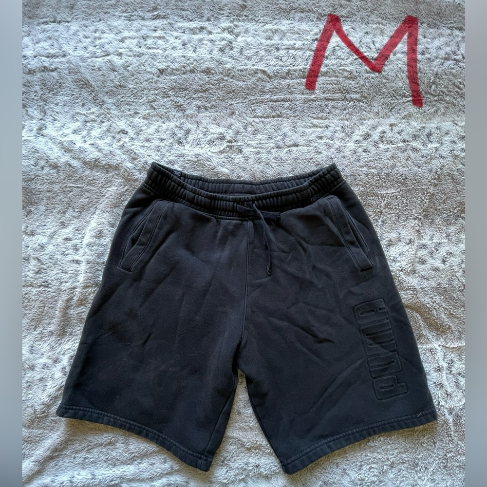 PUMA Men's Charcoal Athletic Shorts - M